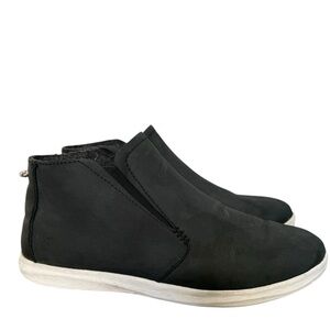 Olukai Hawai'iloa Manu hope sneakers size 9